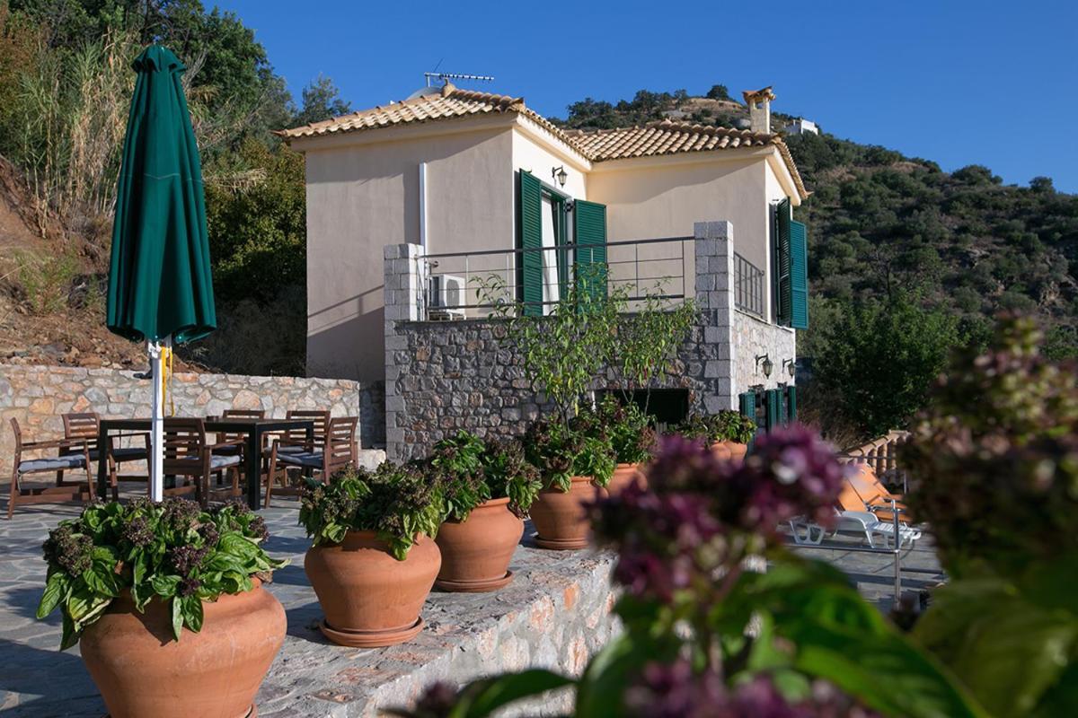 Kissakas Villas Leonídion Exterior foto